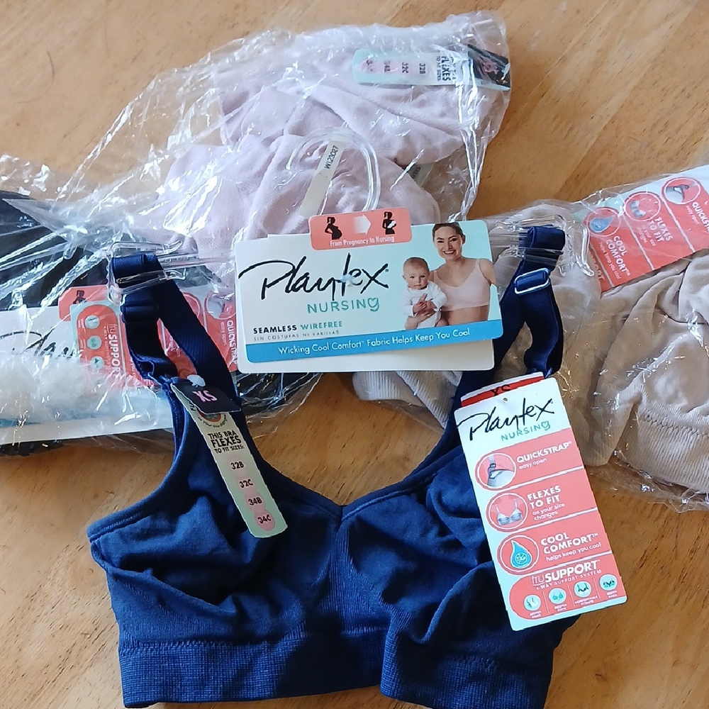 Playtex Nursing Seamless Wirefree Bra Lot Of 4